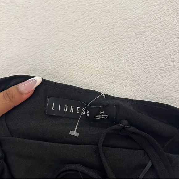 Lioness mini dress - Picture 3 of 3